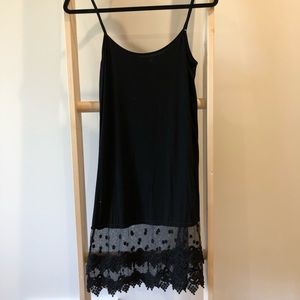 Three Bird Nest Underslip with Lace Trim